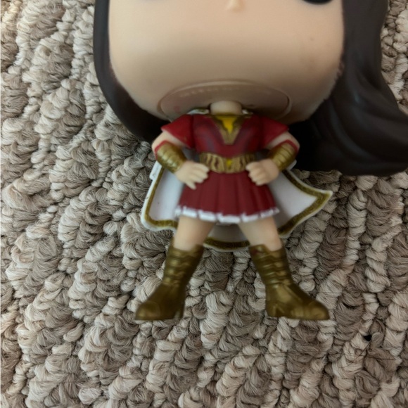 Mary from Shazam pop funko - Picture 9 of 9